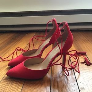 Red heel shoes